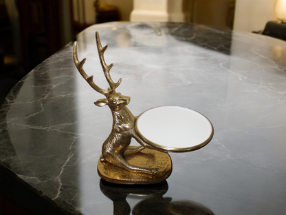 Brass Antique Deer With Plate - UTENSIO-THE CHOICE OF ARTISANS